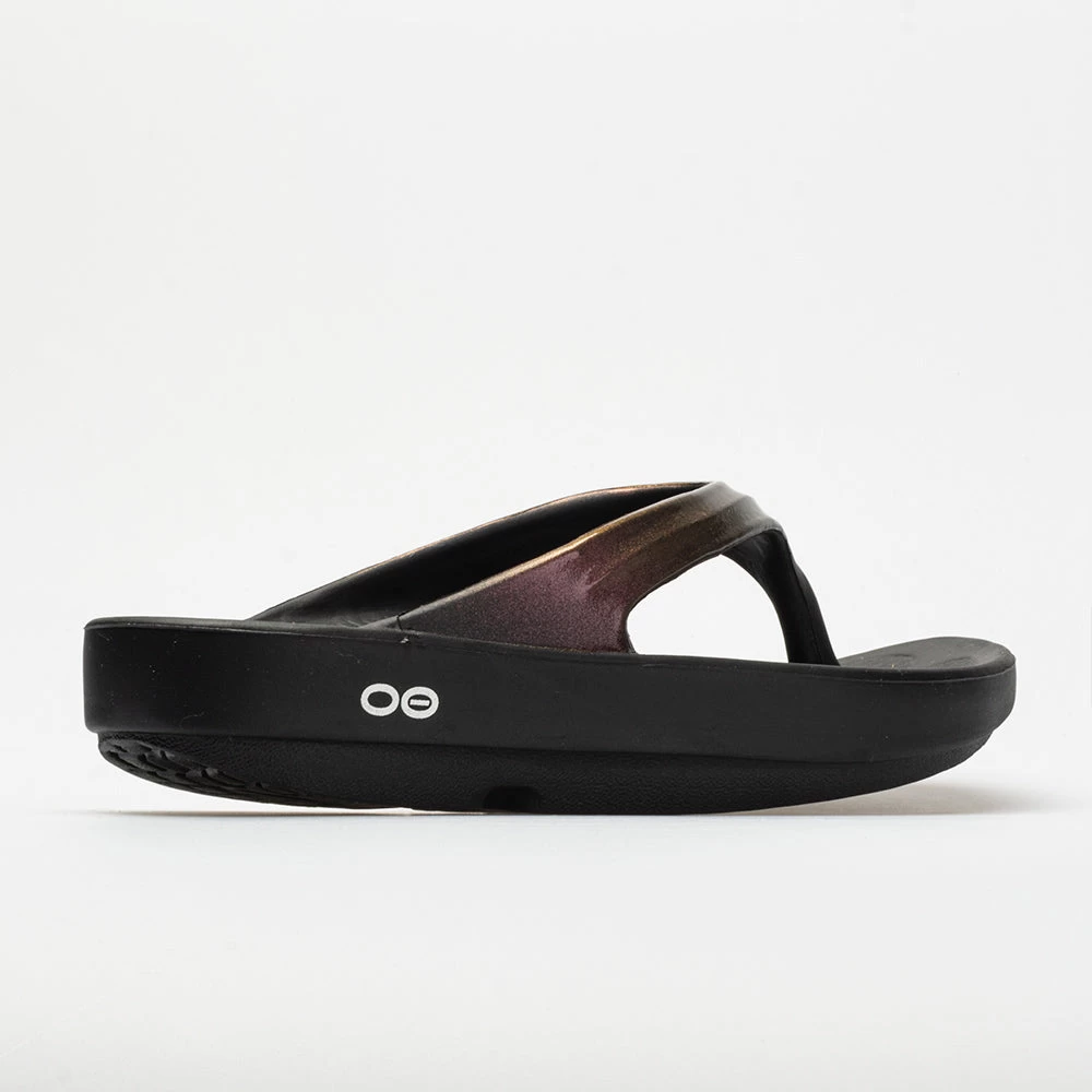 OOFOS OOlala Women's Cabernet - Image 6