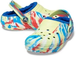Crocs Kids Classic Lined Clog (Little Kid/Big Kid)